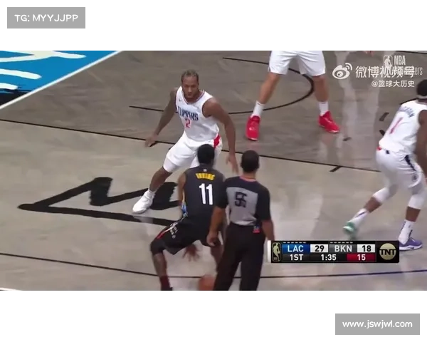 NBA-美国男篮战胜西班牙队 塔克脚踝受伤退出美国男篮 NBA-美国男篮战胜西班牙队 塔克脚踝受伤退出美国男篮