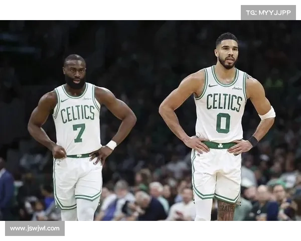 NBA最前线:凯尔特人终结湖人八连胜 塔图姆单核扛起绿军大旗 NBA最前线:凯尔特人终结湖人八连胜 塔图姆单核扛起绿军大旗